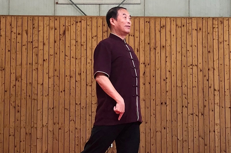 Großmeister Prof. Yu Ding Hai der Sport Universität Shanghai