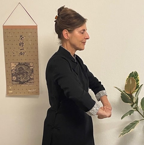 Lucie Kanis beim Wudang QiGong - Spiel der 5 Tiere - Tiger